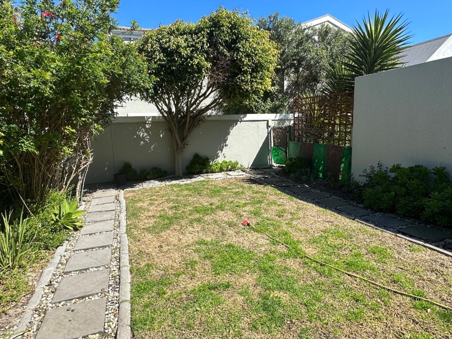 To Let 2 Bedroom Property for Rent in Big Bay Western Cape